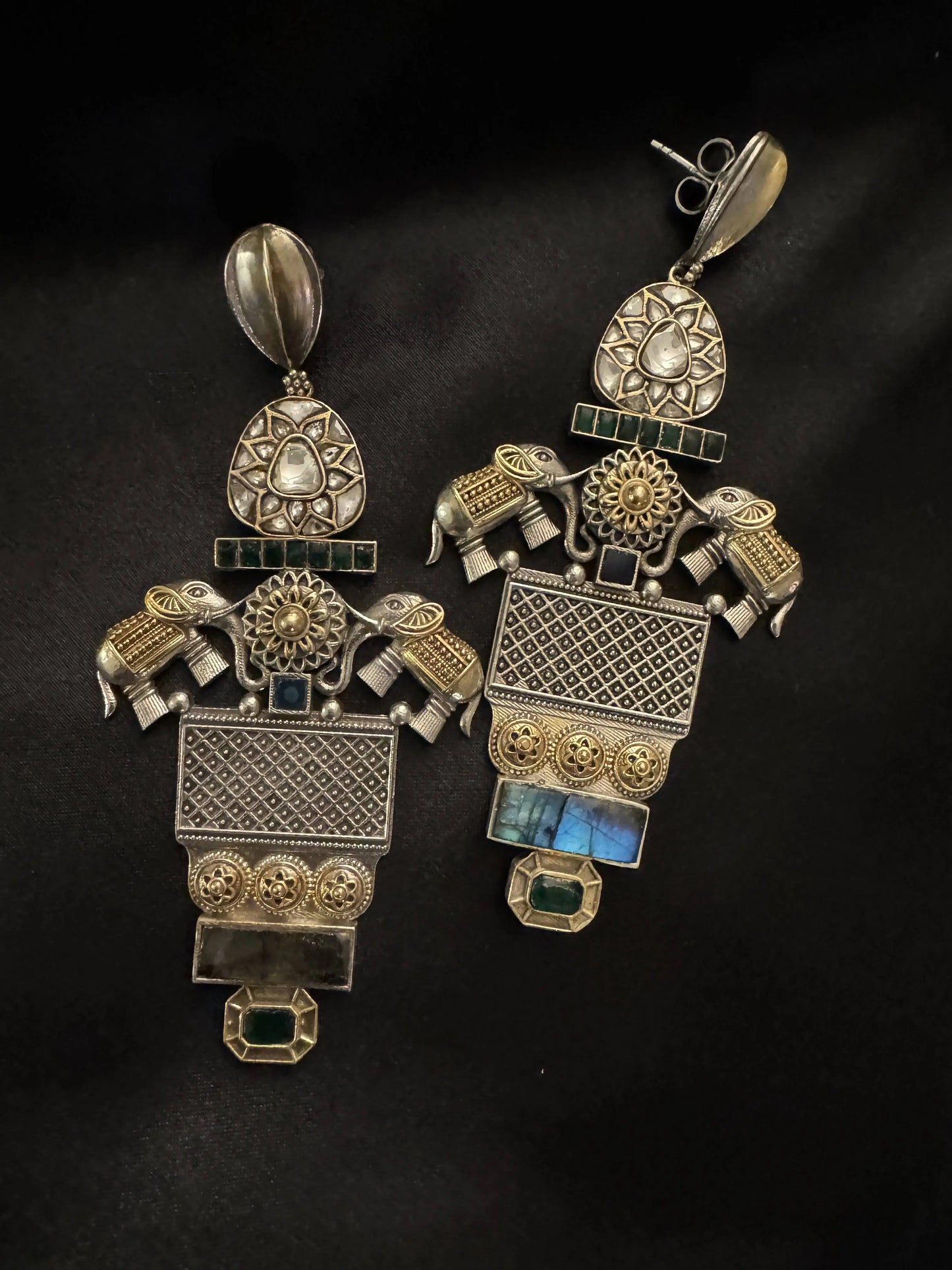 925 Silver Dual Tone Earring - Ethnic Andaaz
