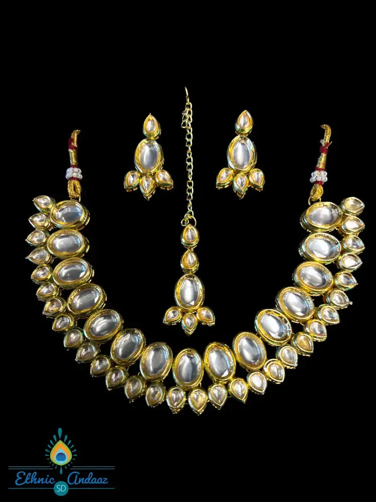 Maahi Kundan Set
