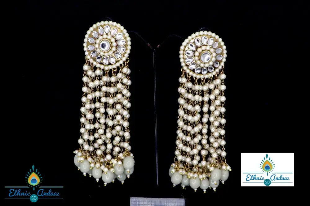 Vaarya Earring
