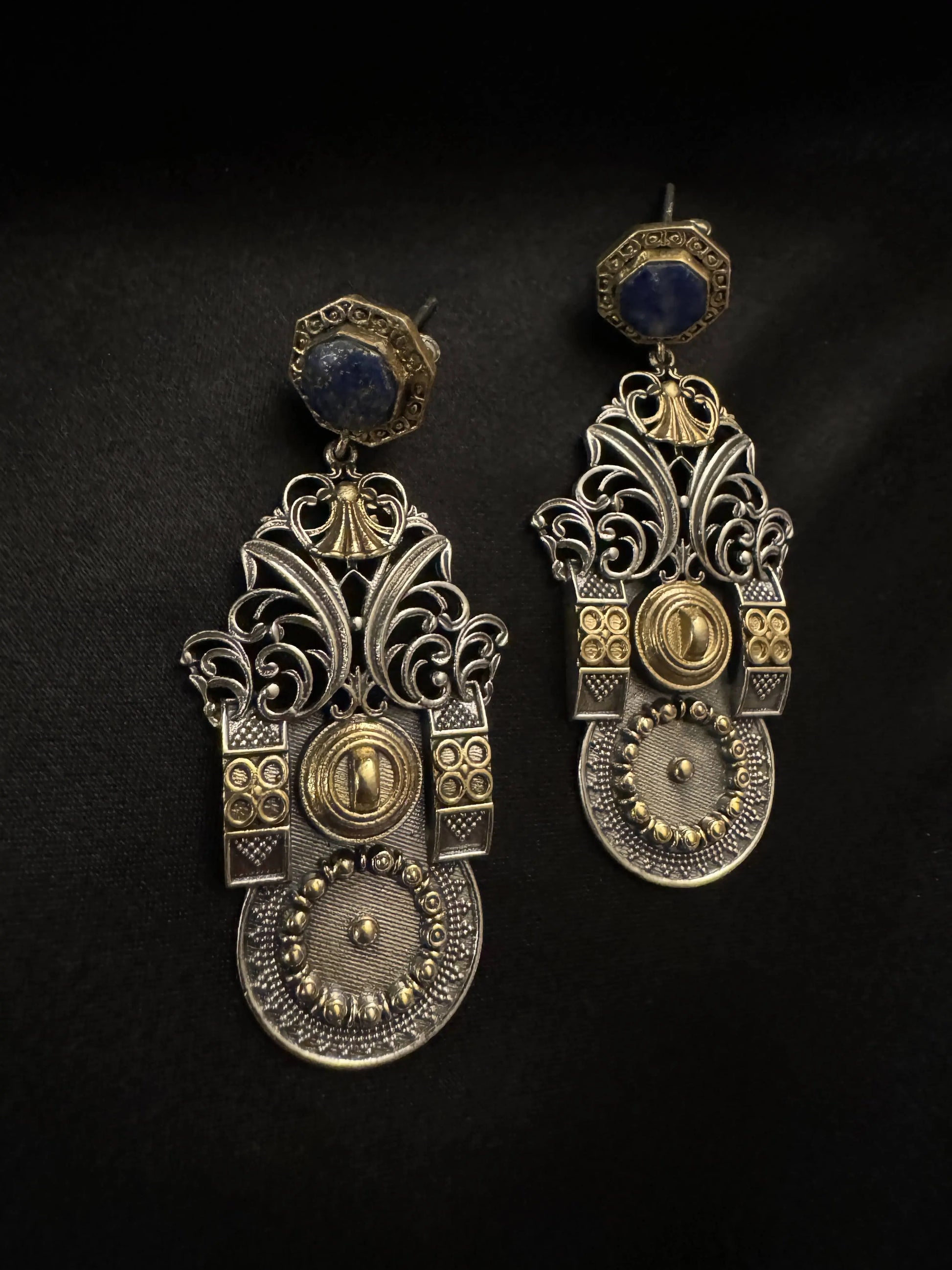 925 Silver Dual Tone Earring - Ethnic Andaaz