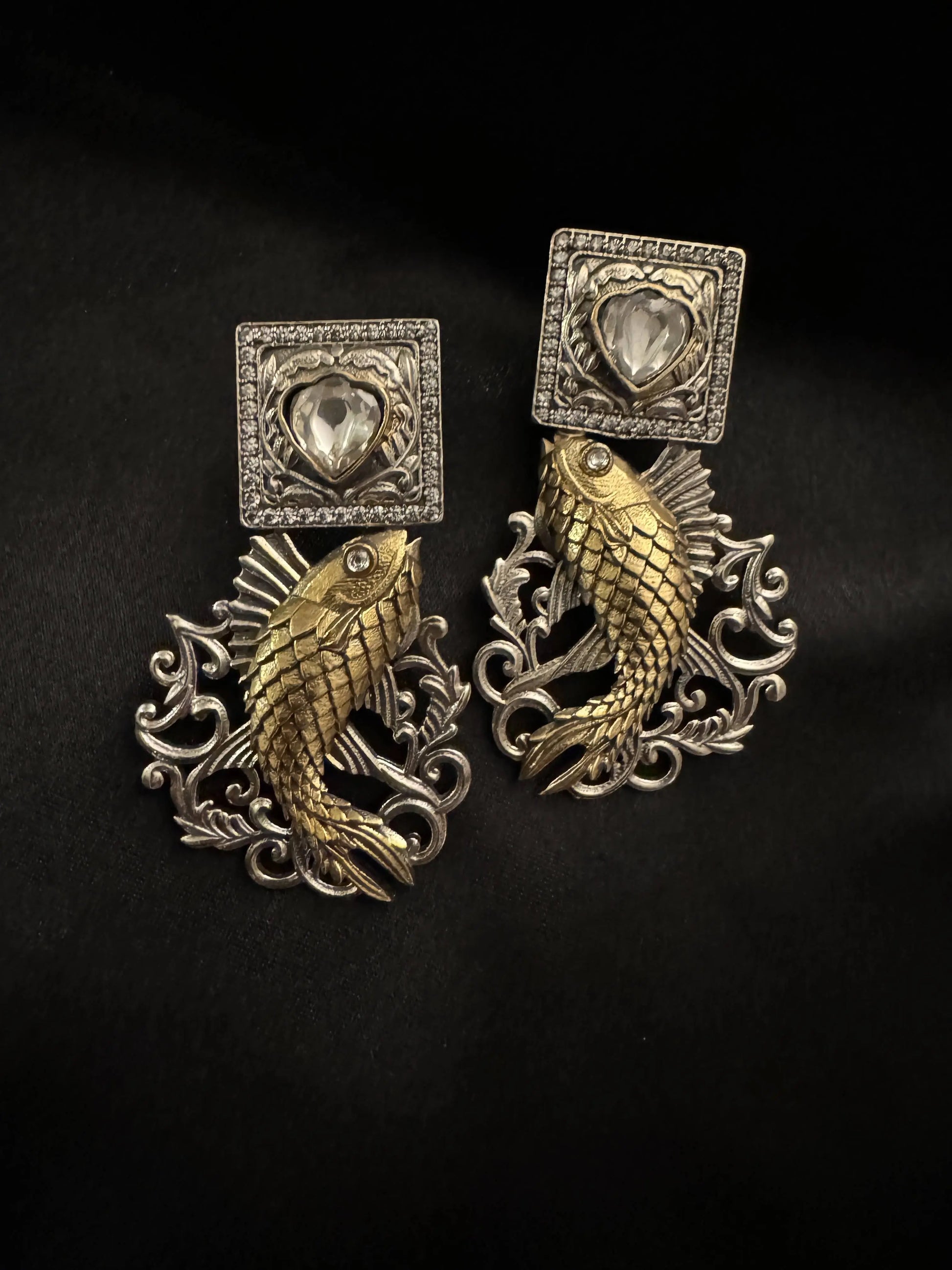 925 Silver Dual Tone Earring - Ethnic Andaaz
