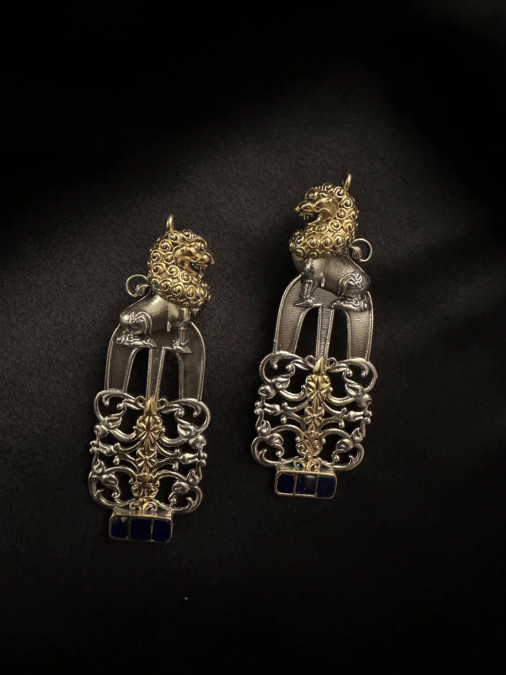 925 Silver Dual Tone Earring - Ethnic Andaaz