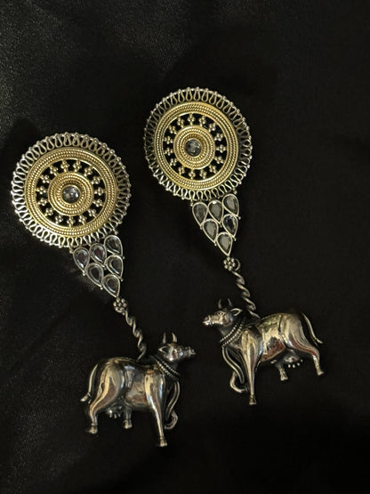 925 Silver Dual Tone Earring - Ethnic Andaaz