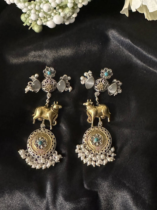 925 Silver Dual Tone Earring - Ethnic Andaaz