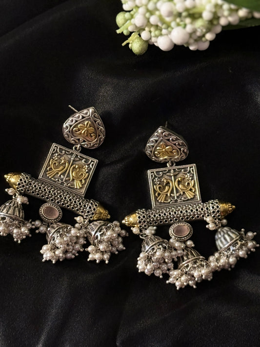 925 Silver Dual Tone Earring - Ethnic Andaaz