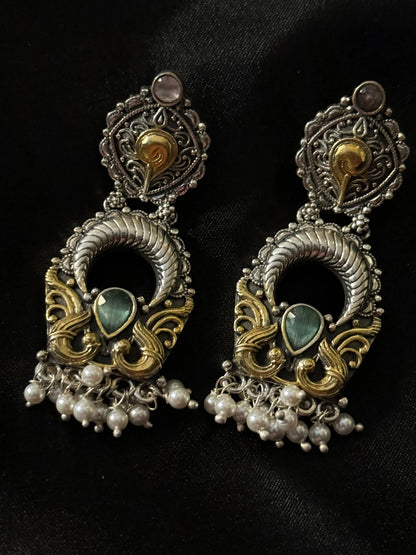 925 Silver Dual Tone Earring - Ethnic Andaaz