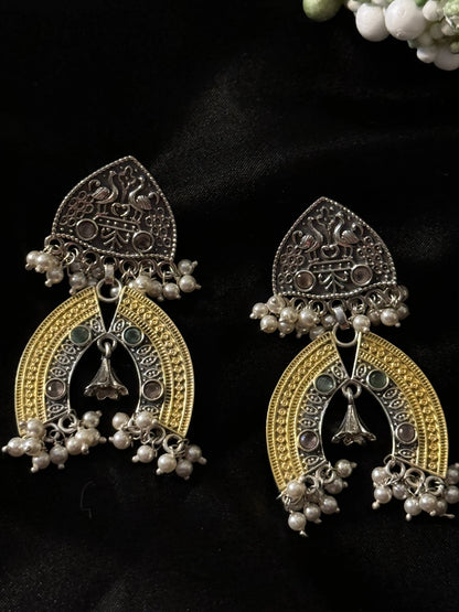 925 Silver Dual Tone Earring - Ethnic Andaaz