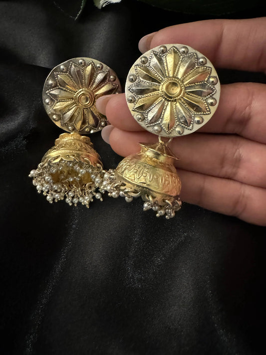925 Silver Dual Tone Earring - Ethnic Andaaz