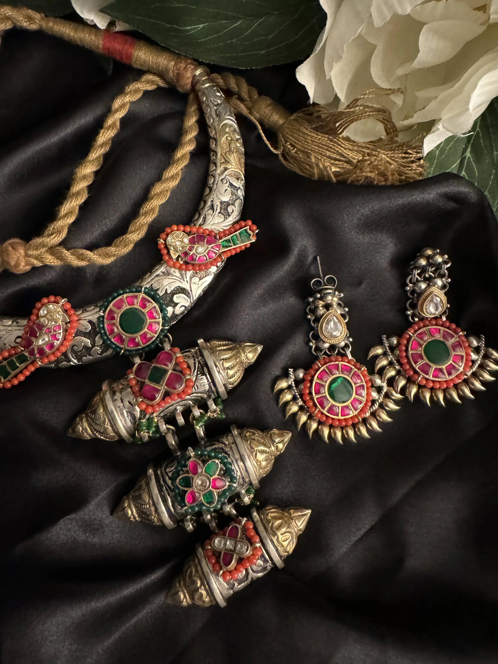 925 Silver Dual Tone Necklace Set - Ethnic Andaaz