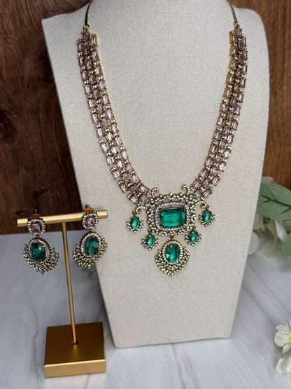 Maalika set