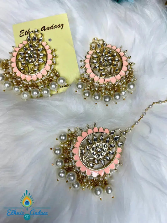 Jiya Kundan Earring Tikka Set