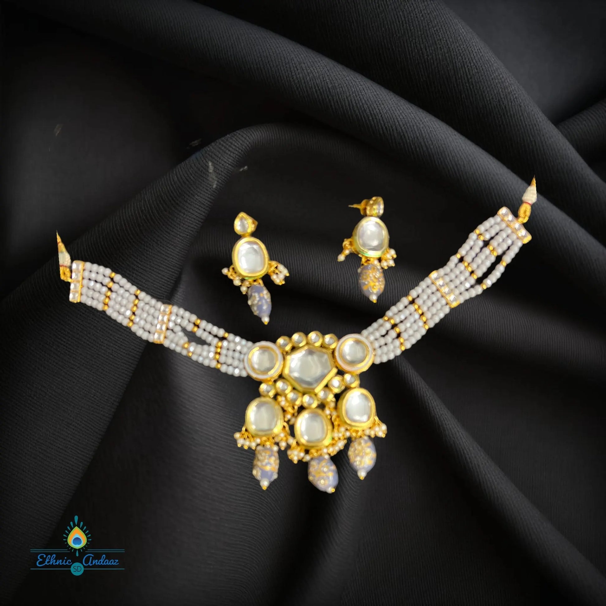 Pihu Jaipuri Kundan set - Ethnic Andaaz