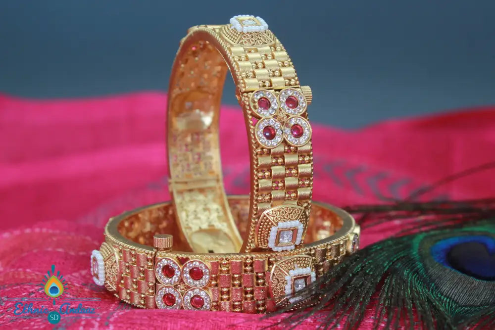 Aashi Kada Jewelry