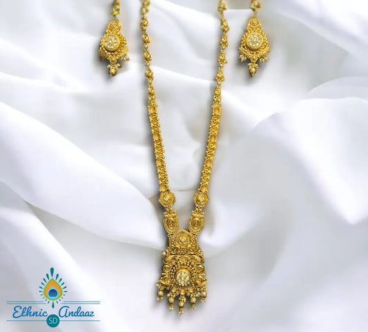 Ishika Gold Set Jewelry