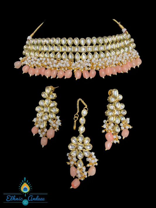 Shama Choker Kundan Set