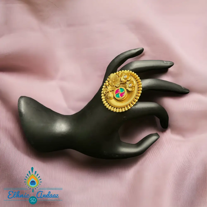 Shisha Gold Finger Ring