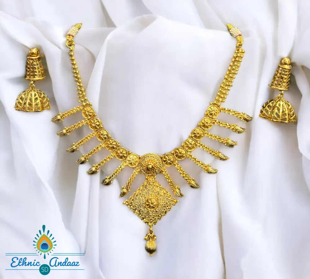 Zani Short Gold Set Jewelry